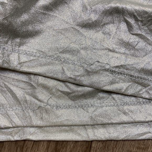 3/$15 Rock & Republic Silver Metallic Tank L - Picture 7 of 7